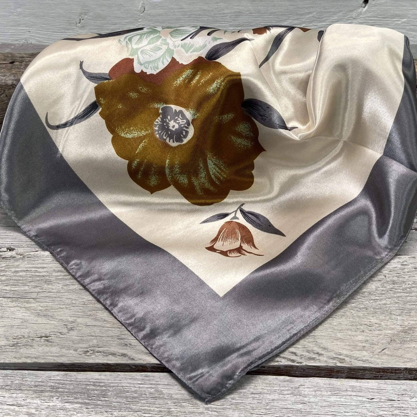 35X35"  Field of Wild Flowers Wild Rag/Scarf WR111