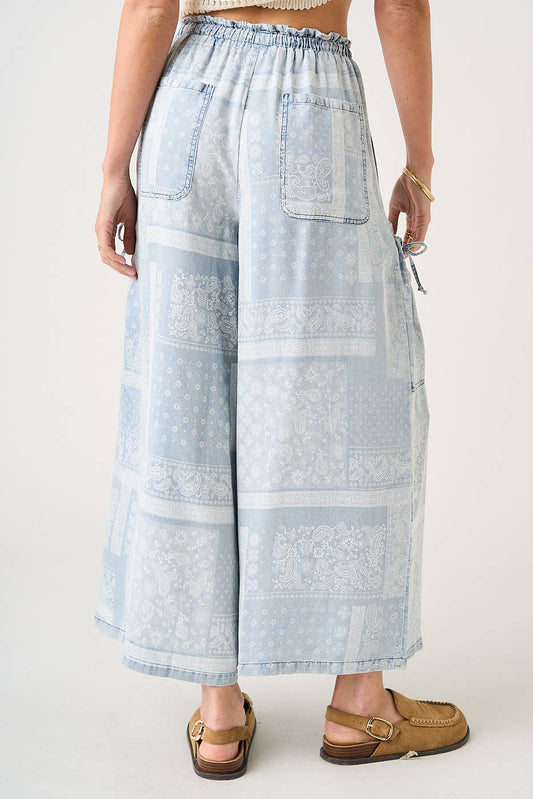 PAISLEY PRINT CHAMBRAY WIDE LEG PANTS