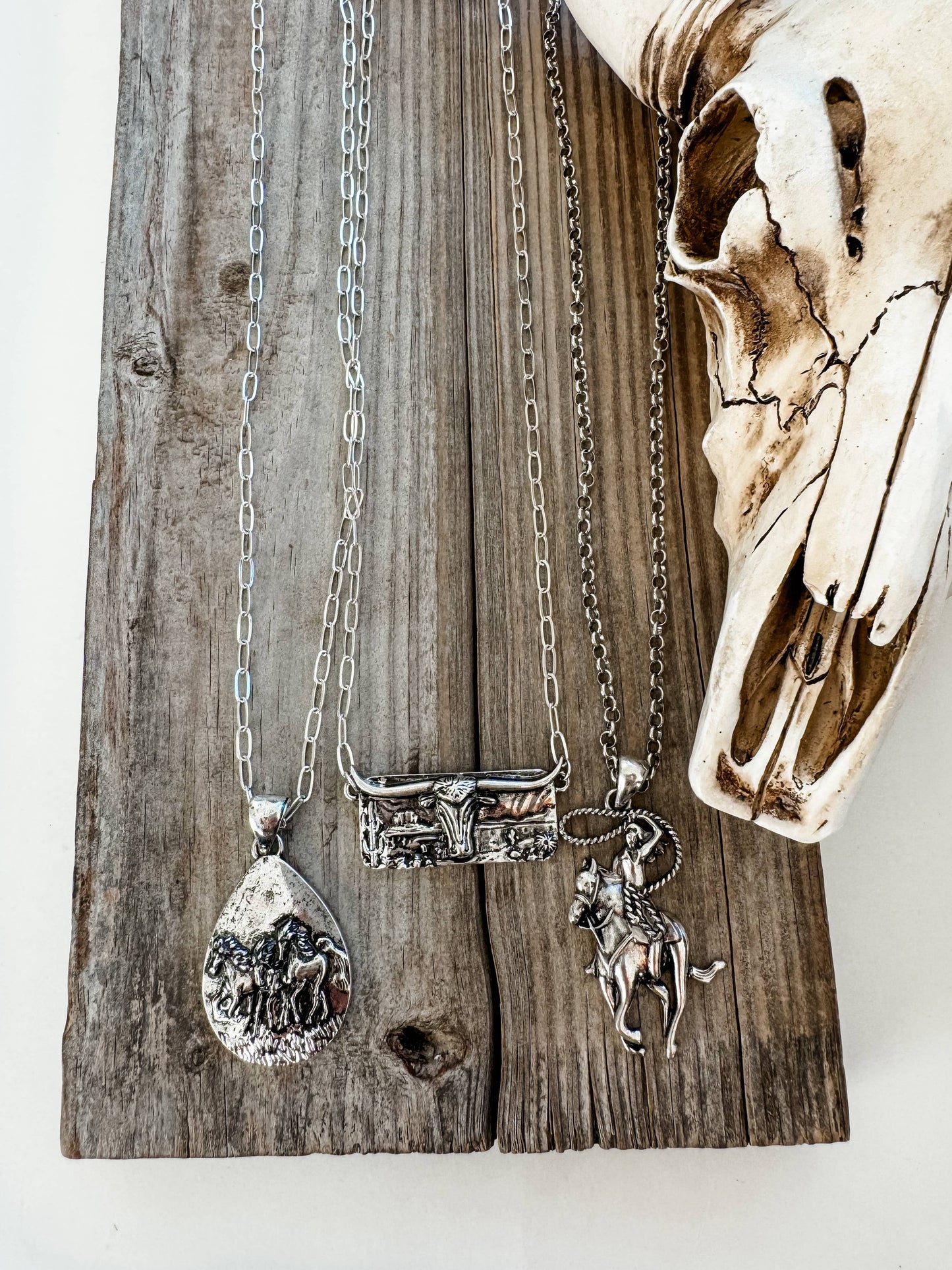 Western Rodeo Cowboy Necklace - Cowboy Rodeo Steer Horses