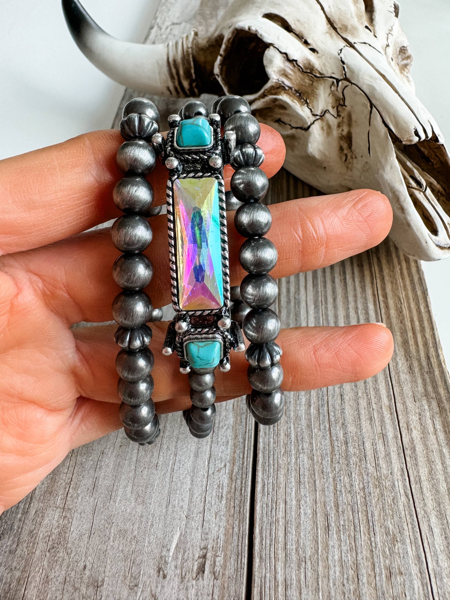 WESTERN STYLE BEADED BRACELET SET