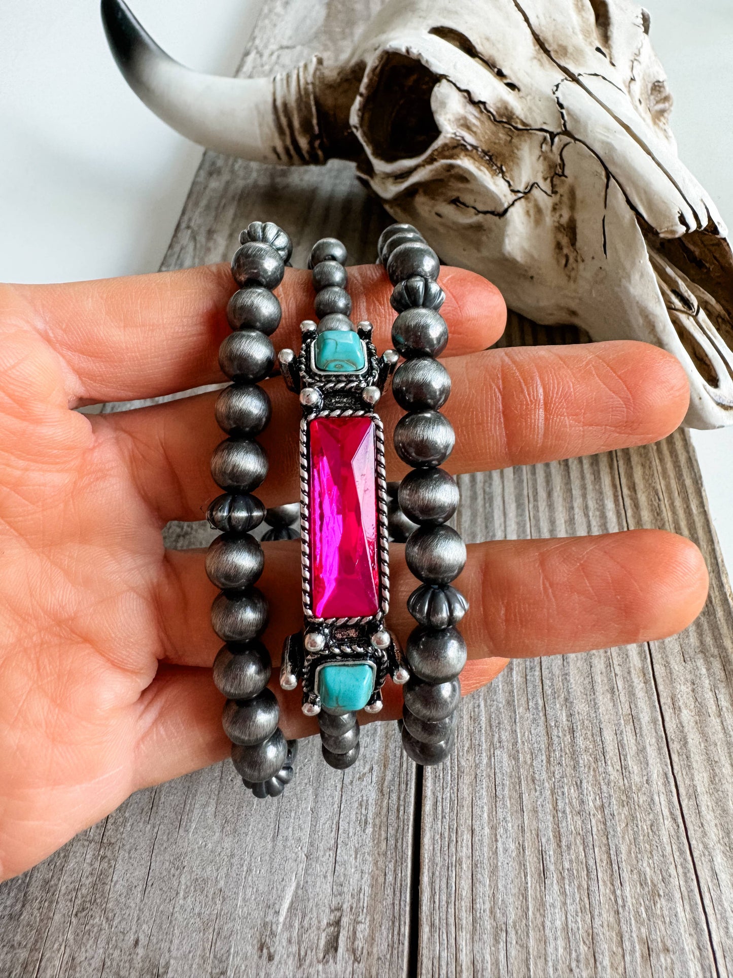 WESTERN STYLE BEADED BRACELET SET