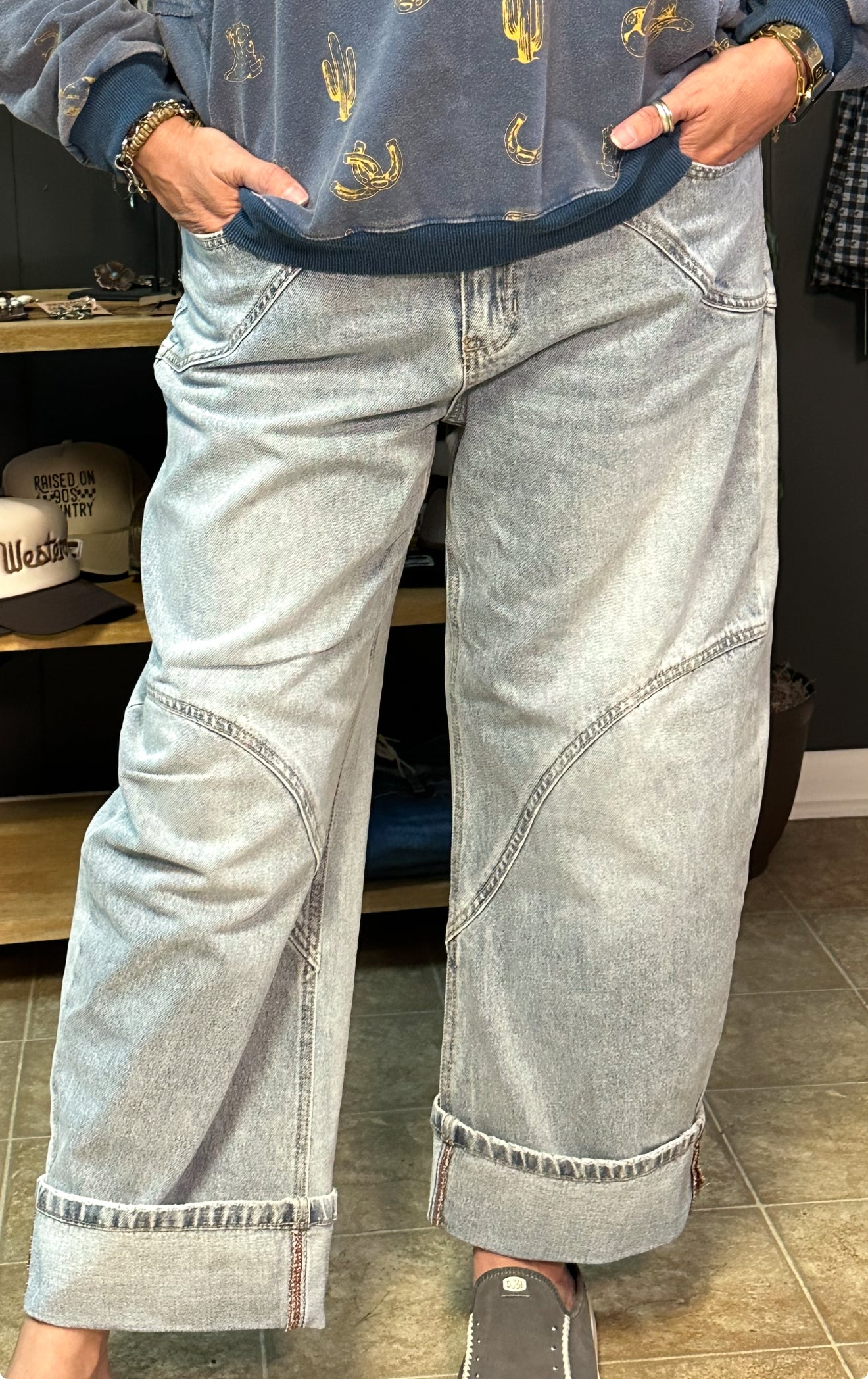 PLUS HIGH RISE BARREL WIDE CUFF