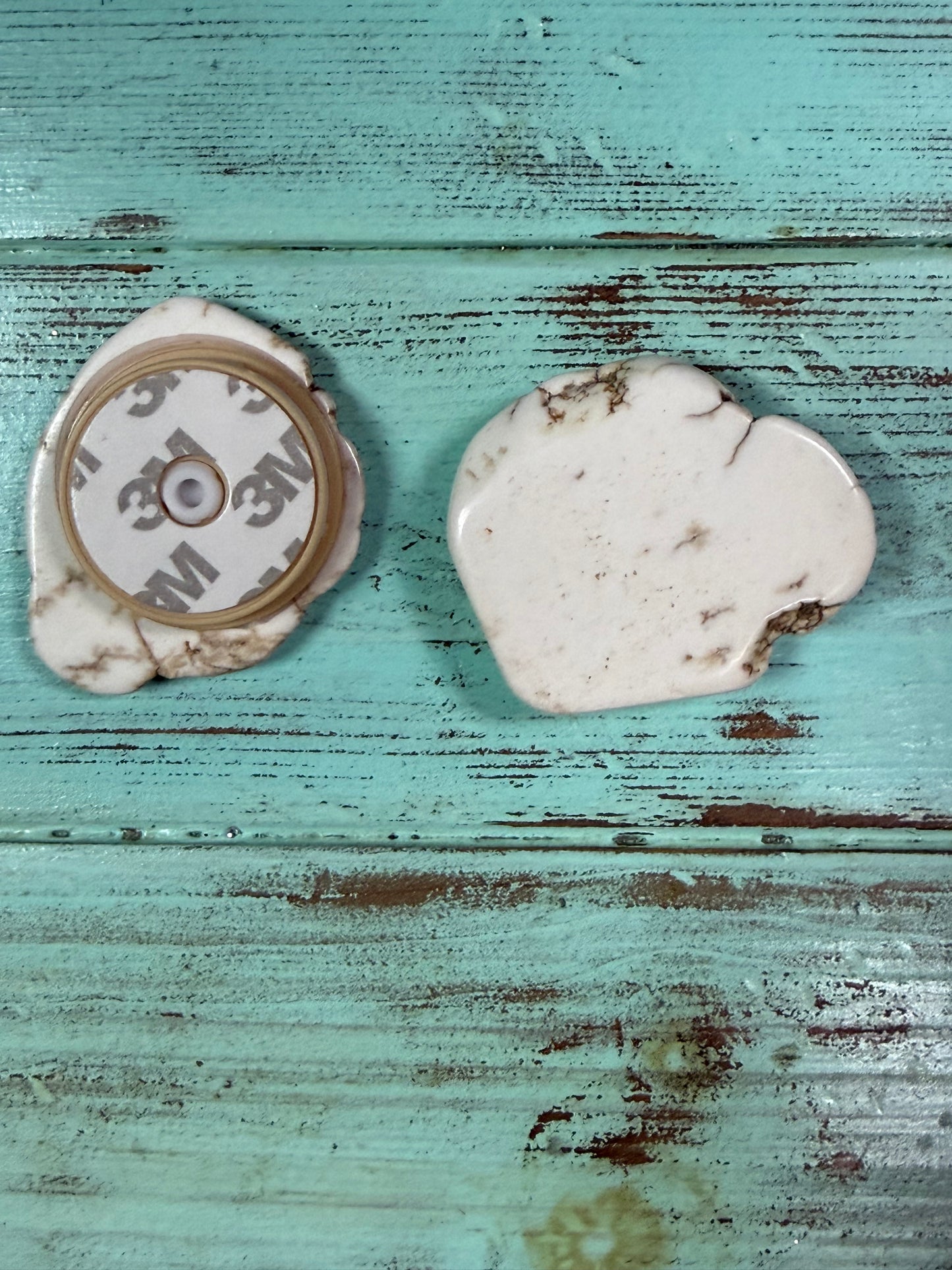 Cream Slab Phone Grip