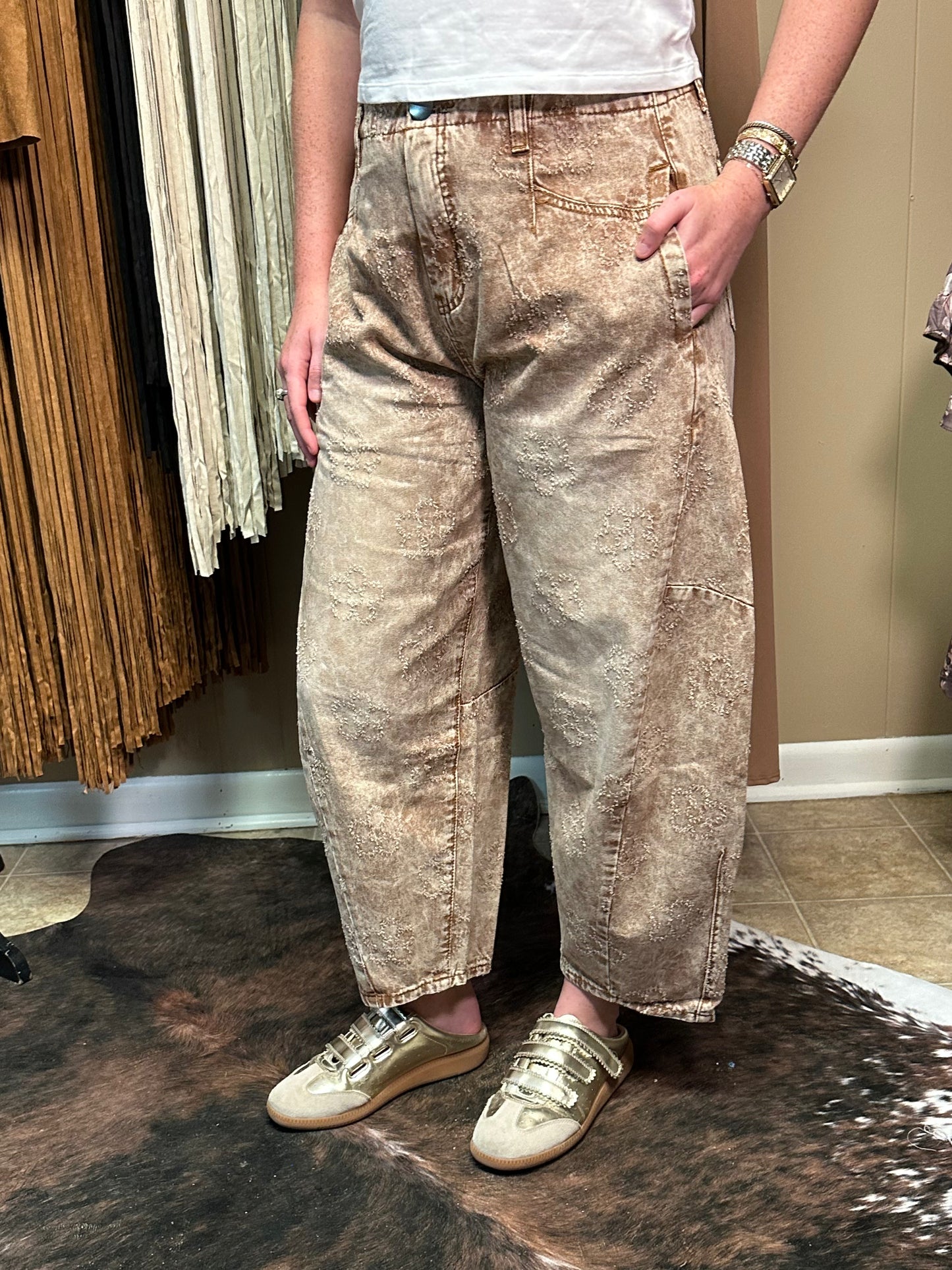 The DAISY Barrel Pant