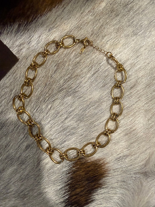 Beth Necklace