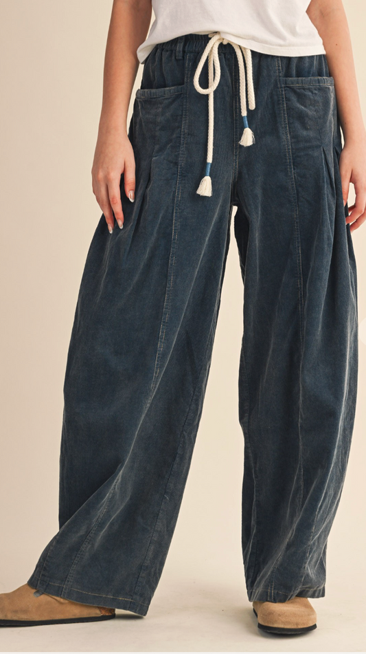 Washed Corduroy Pleated Barrel Pants