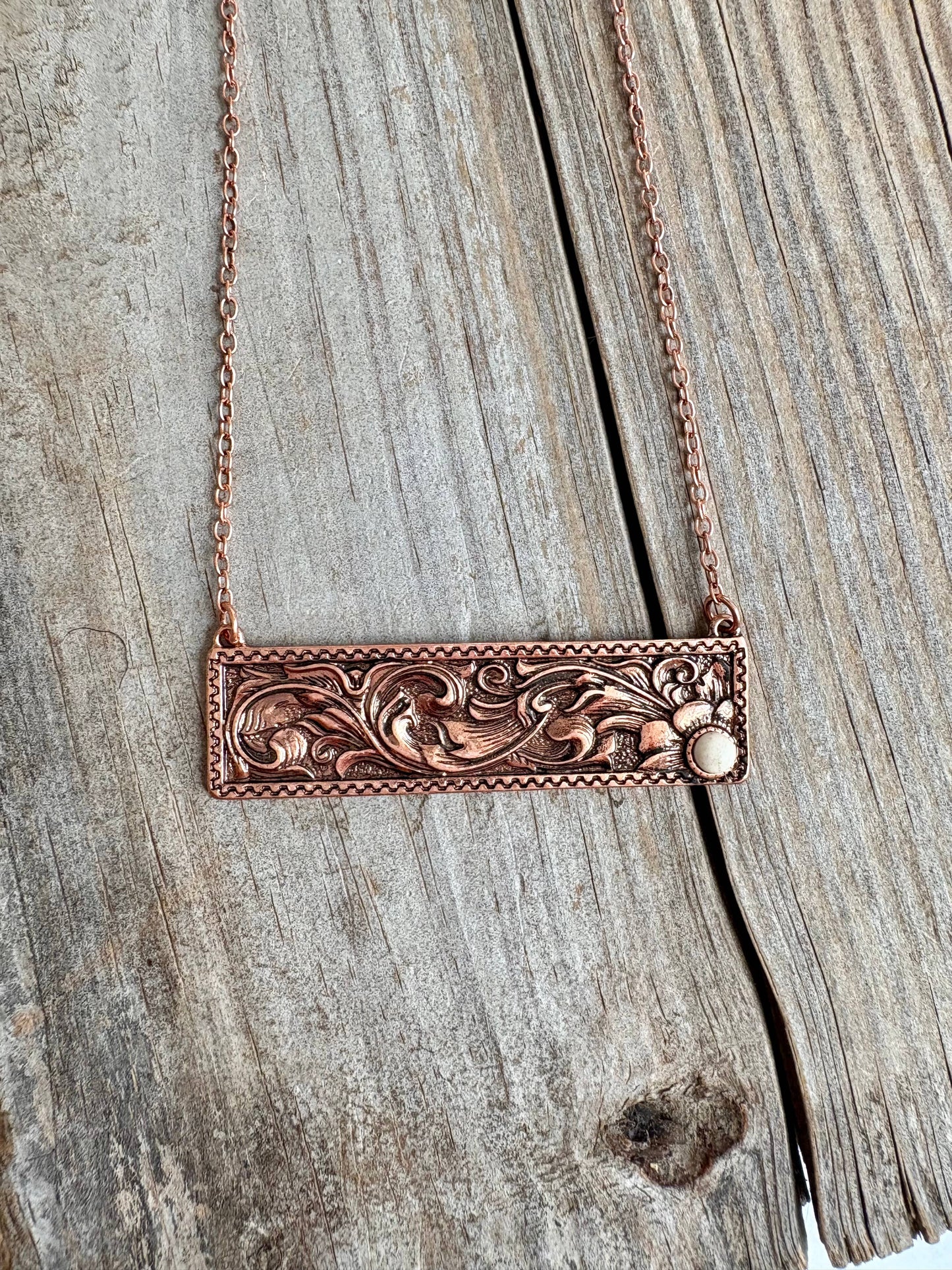 Western Floral Casting Stone Bar Pendant Necklace