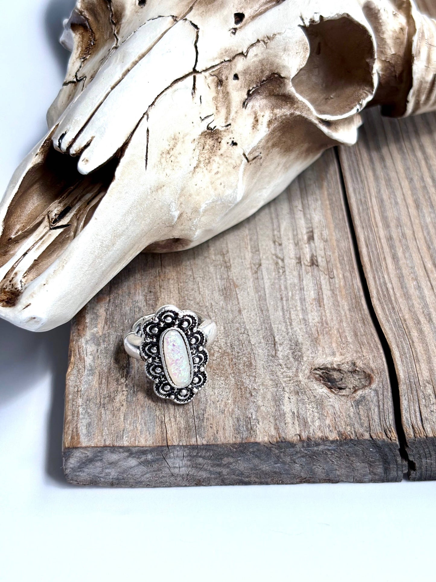 Western Concho Glass Stone Stretch Ring