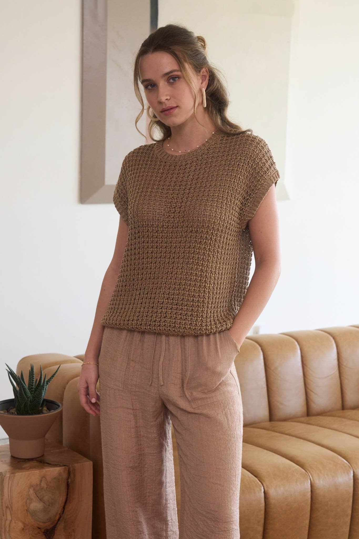 CROCHET KNIT BATWING SHORT SLEEVE SWEATER TOP-TAN