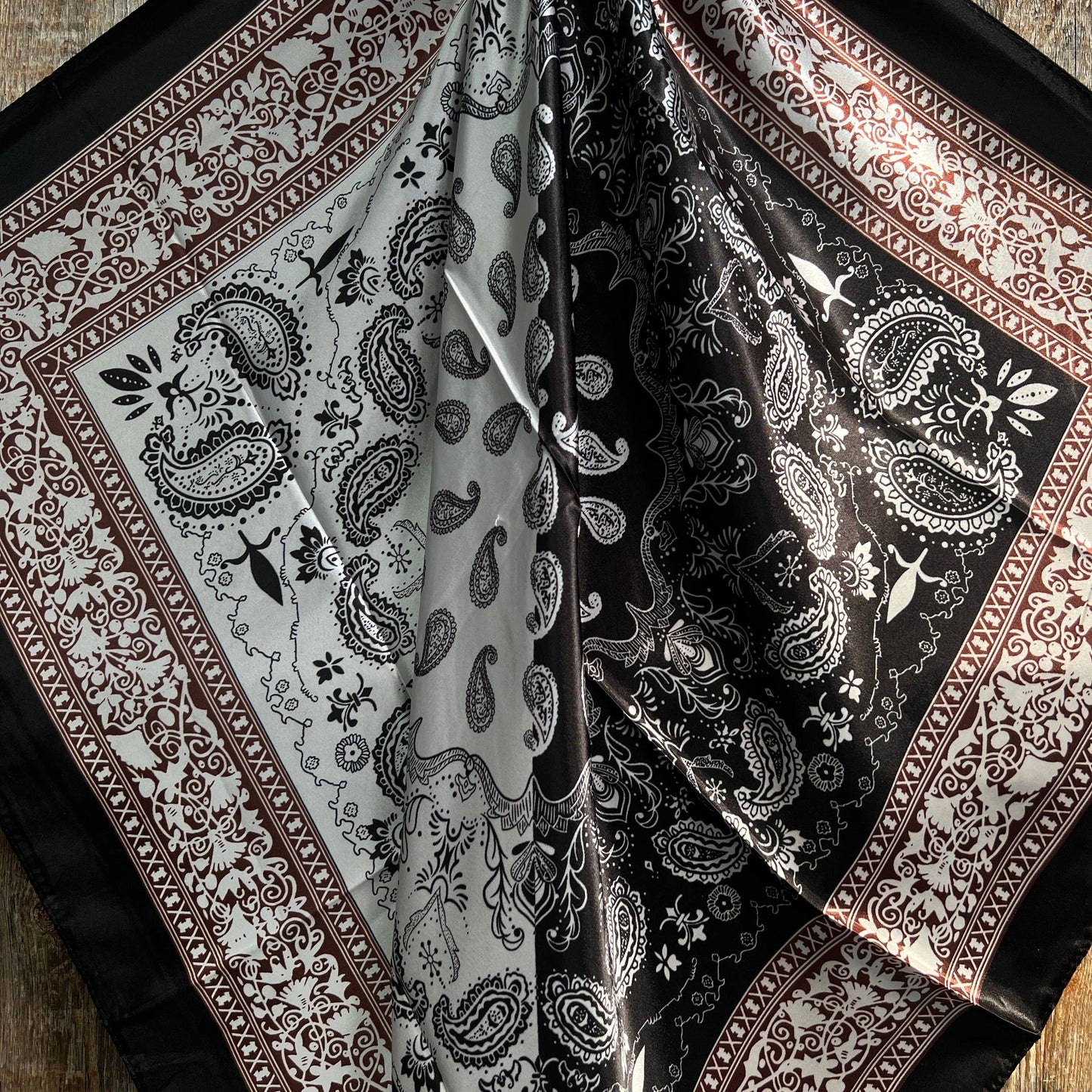 35X35" Two Tone Black Paisley Wild Rag / Scarf WR2559