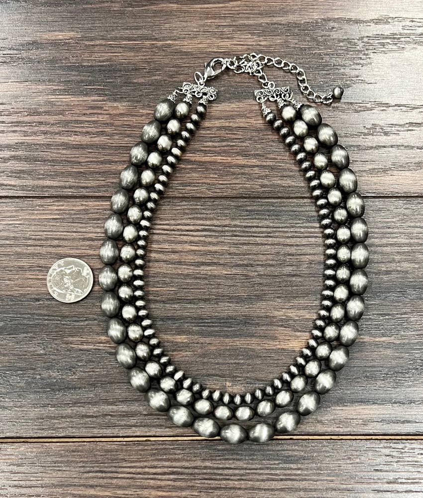 3-strand Oval &amp; Round Navajo Bead Necklace