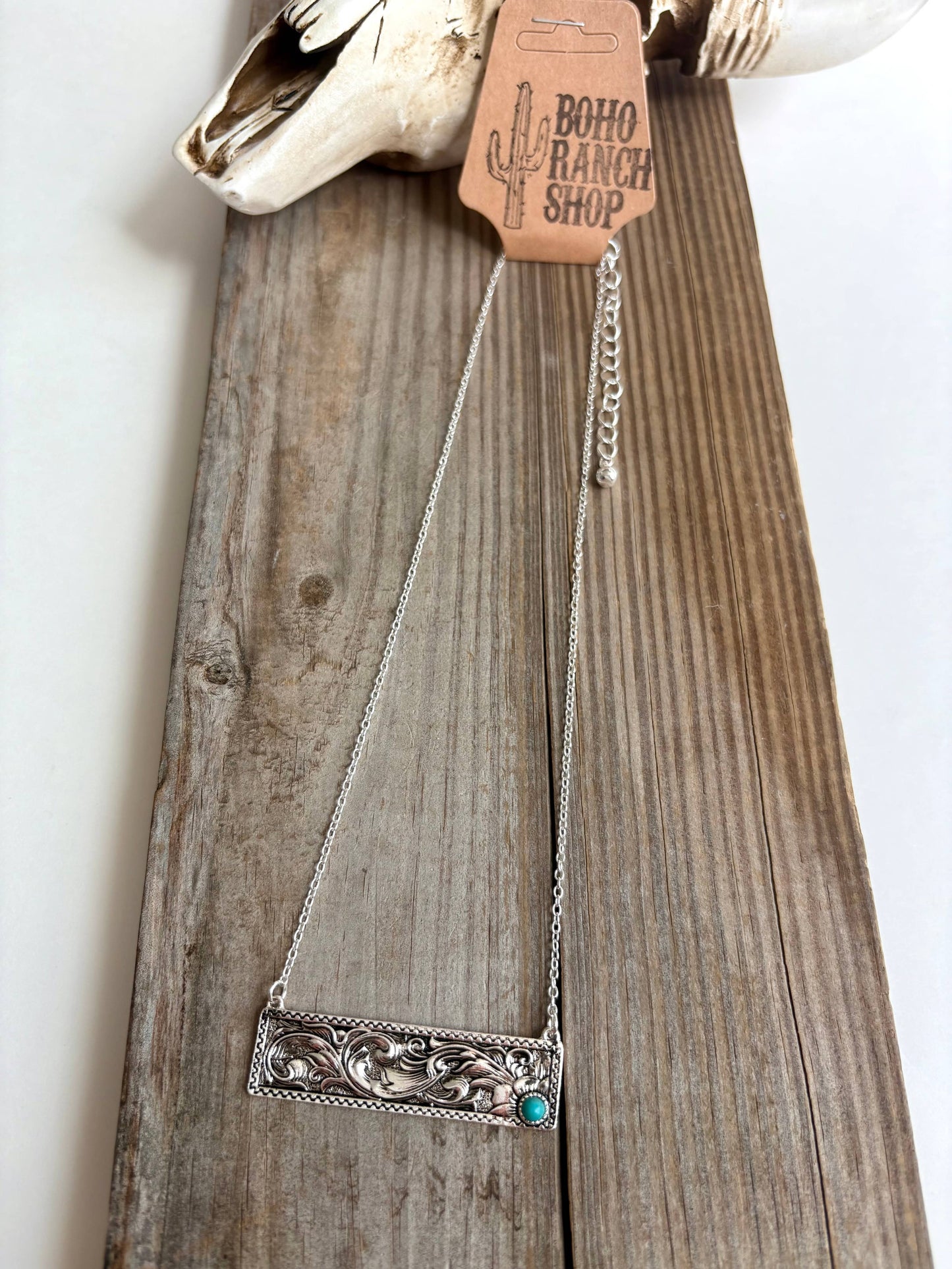 Western Floral Casting Stone Bar Pendant Necklace