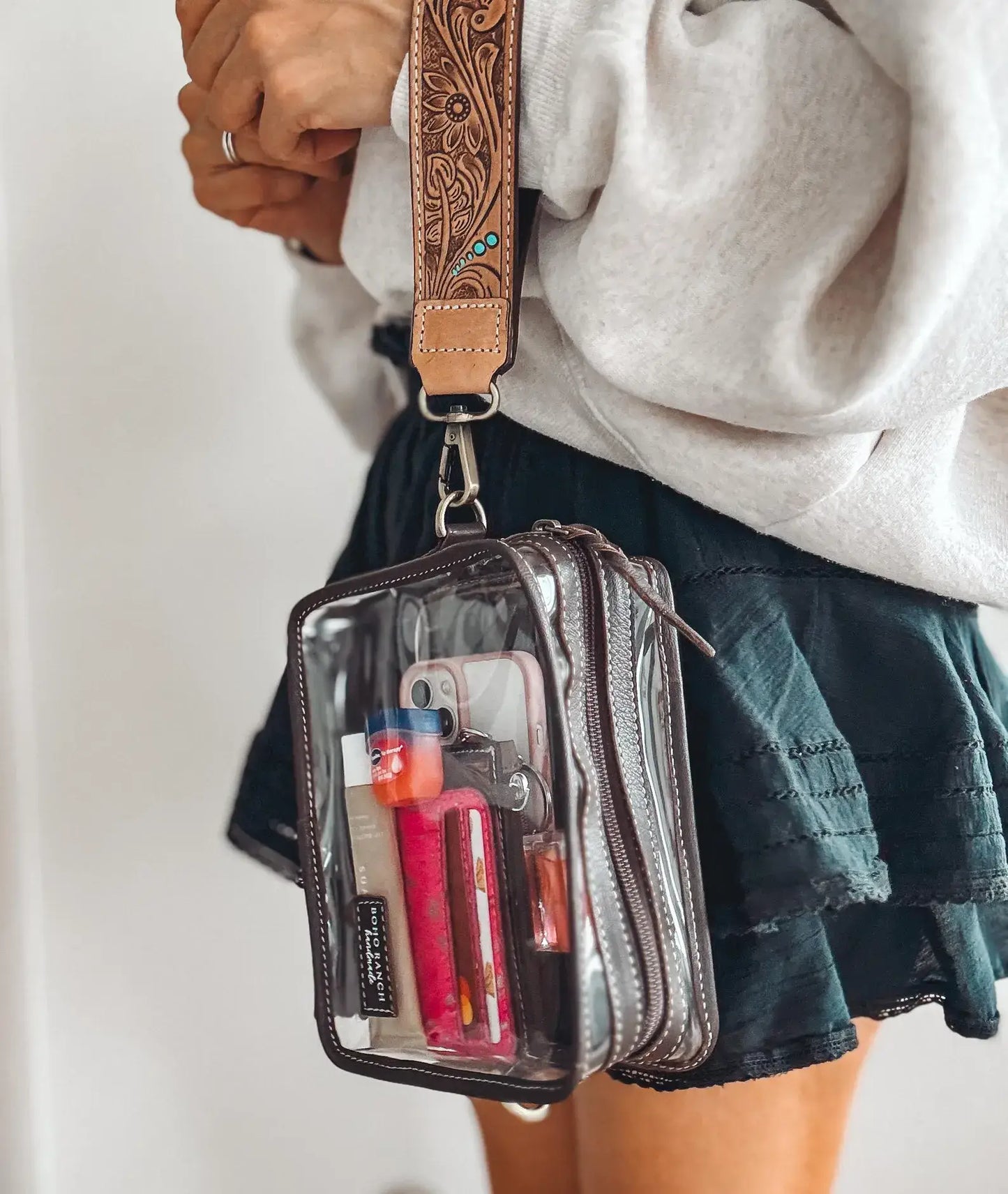 DARLA CLEAR WRISTLET | hand tooled strap - western purse