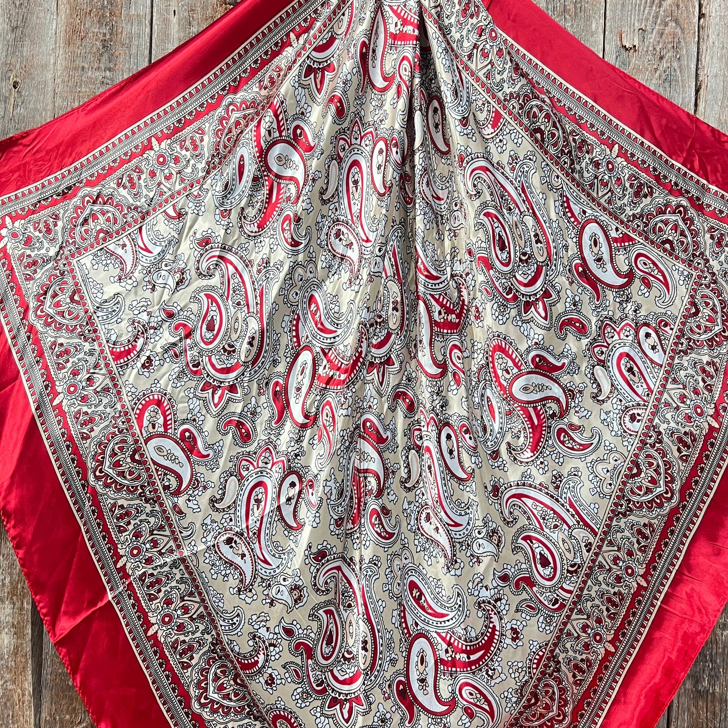 35X35"  Classic Paisley Wild Rag / Scarf WR2141