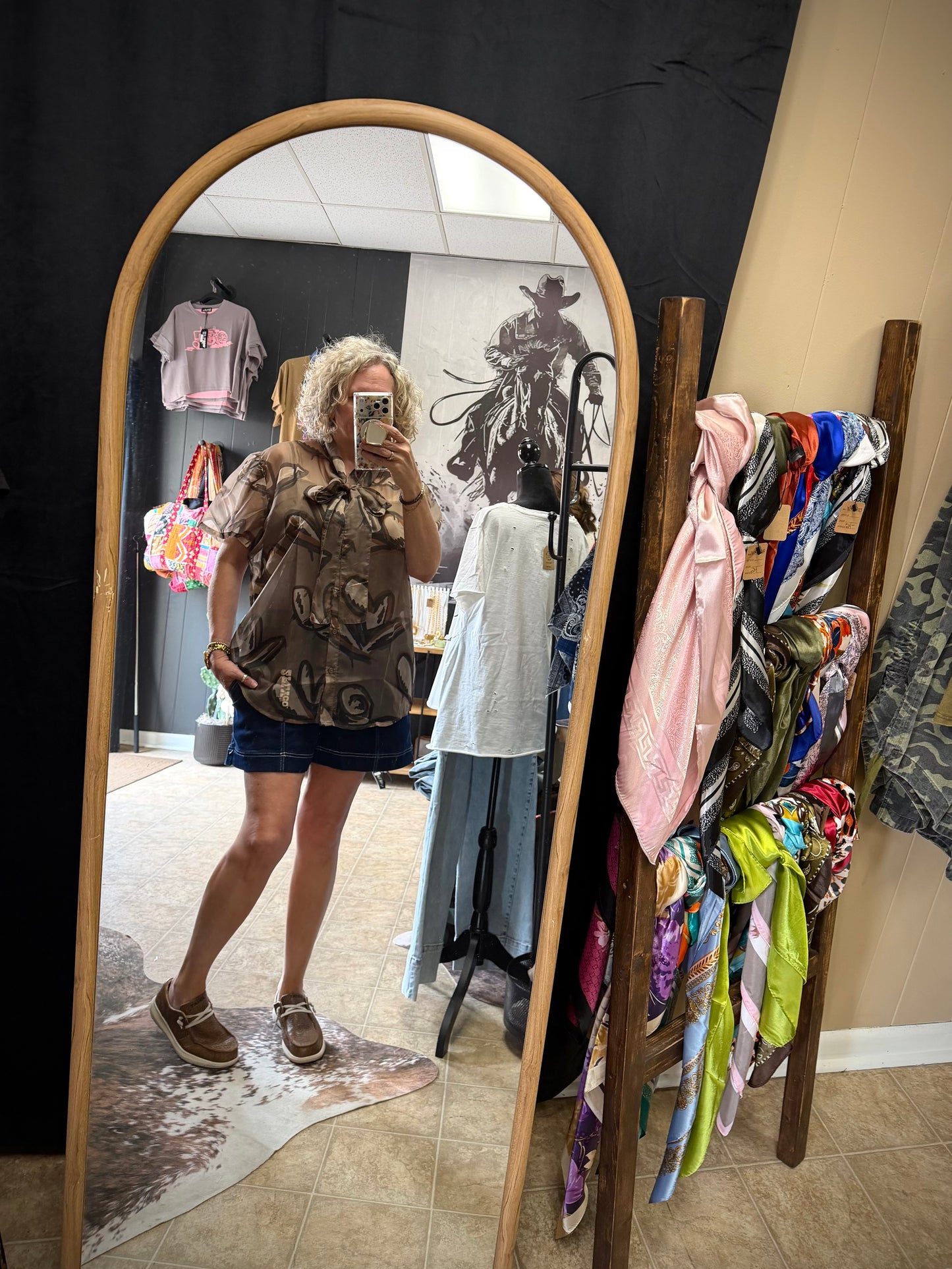TEN GALLON DRIP BLOUSE