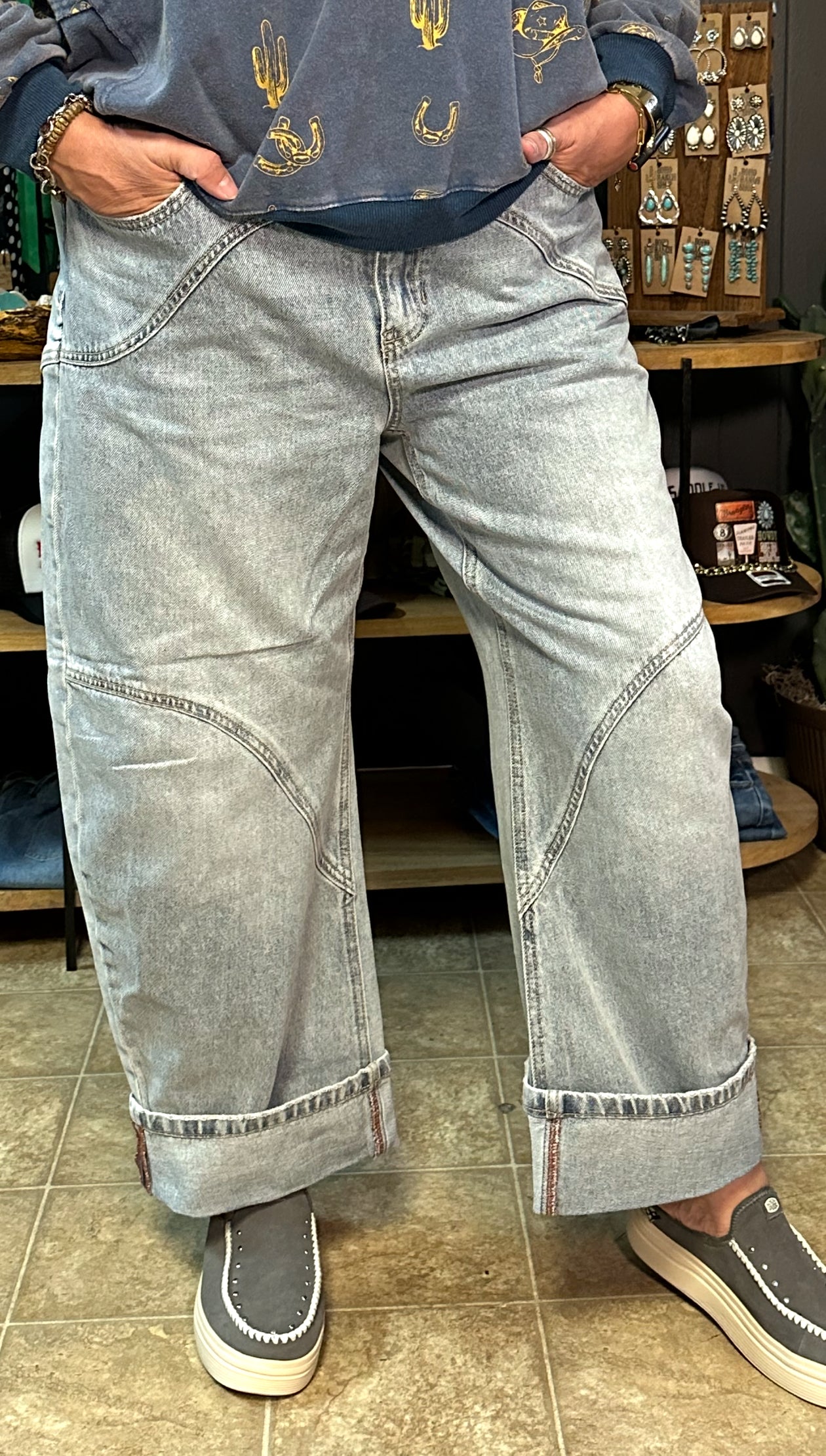 PLUS HIGH RISE BARREL WIDE CUFF