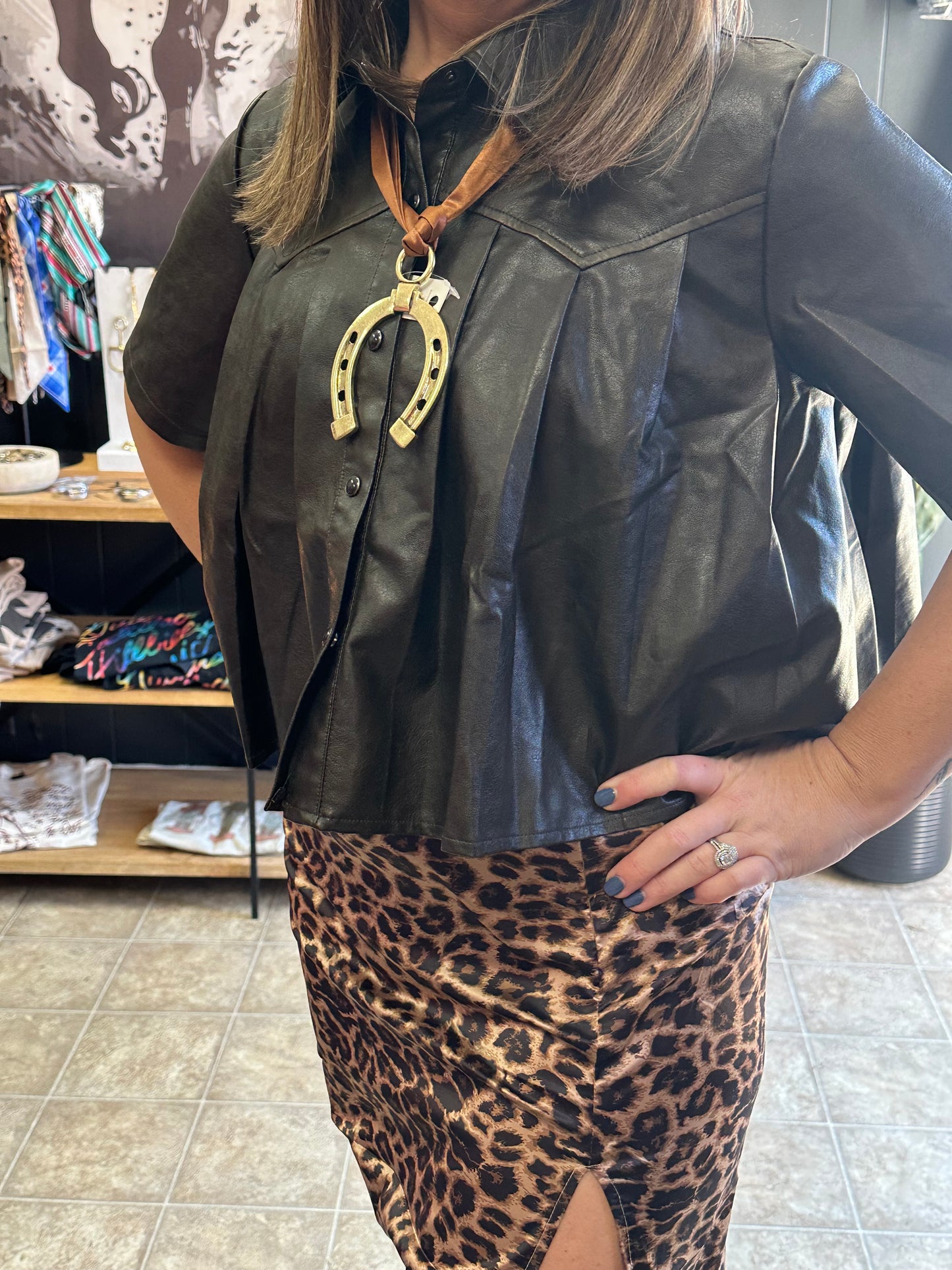 Desperado Top in Mocha