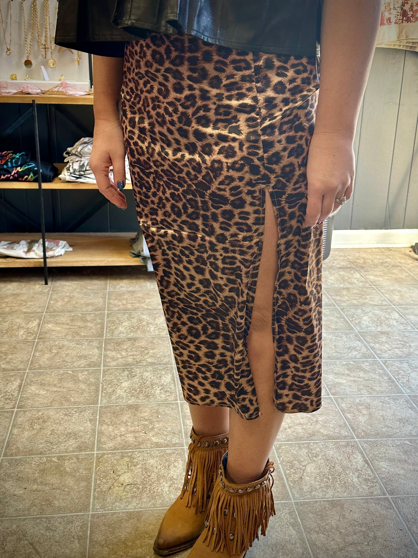 The Meowdy Partner Slit Skirt