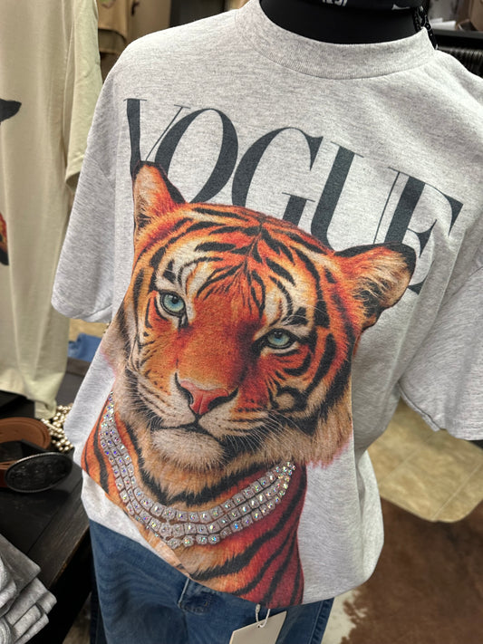 Glitz & Growl VOGUE Tee