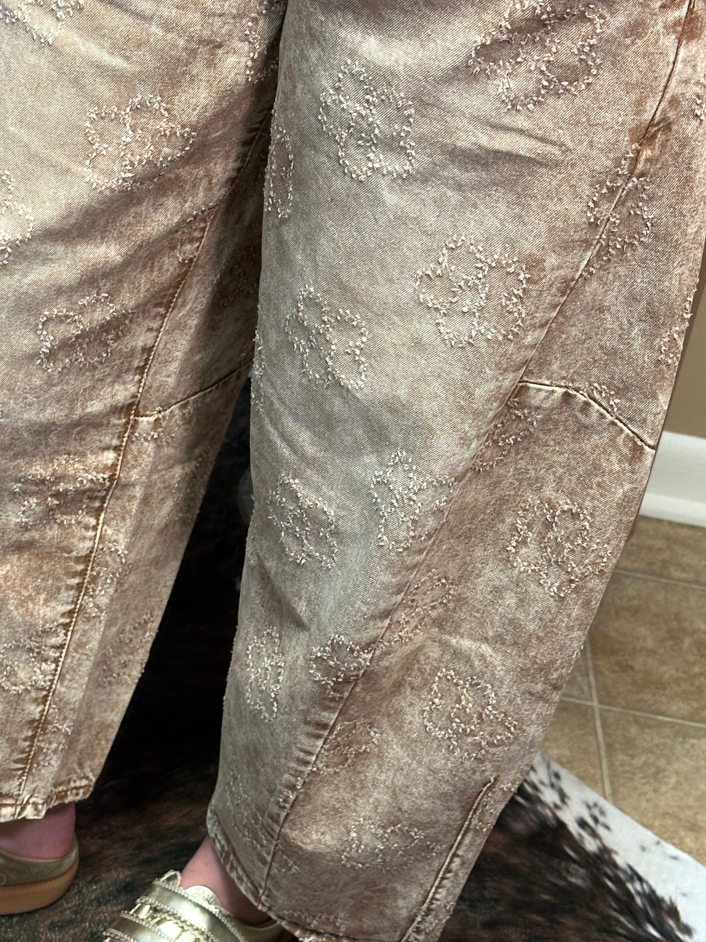 The DAISY Barrel Pant