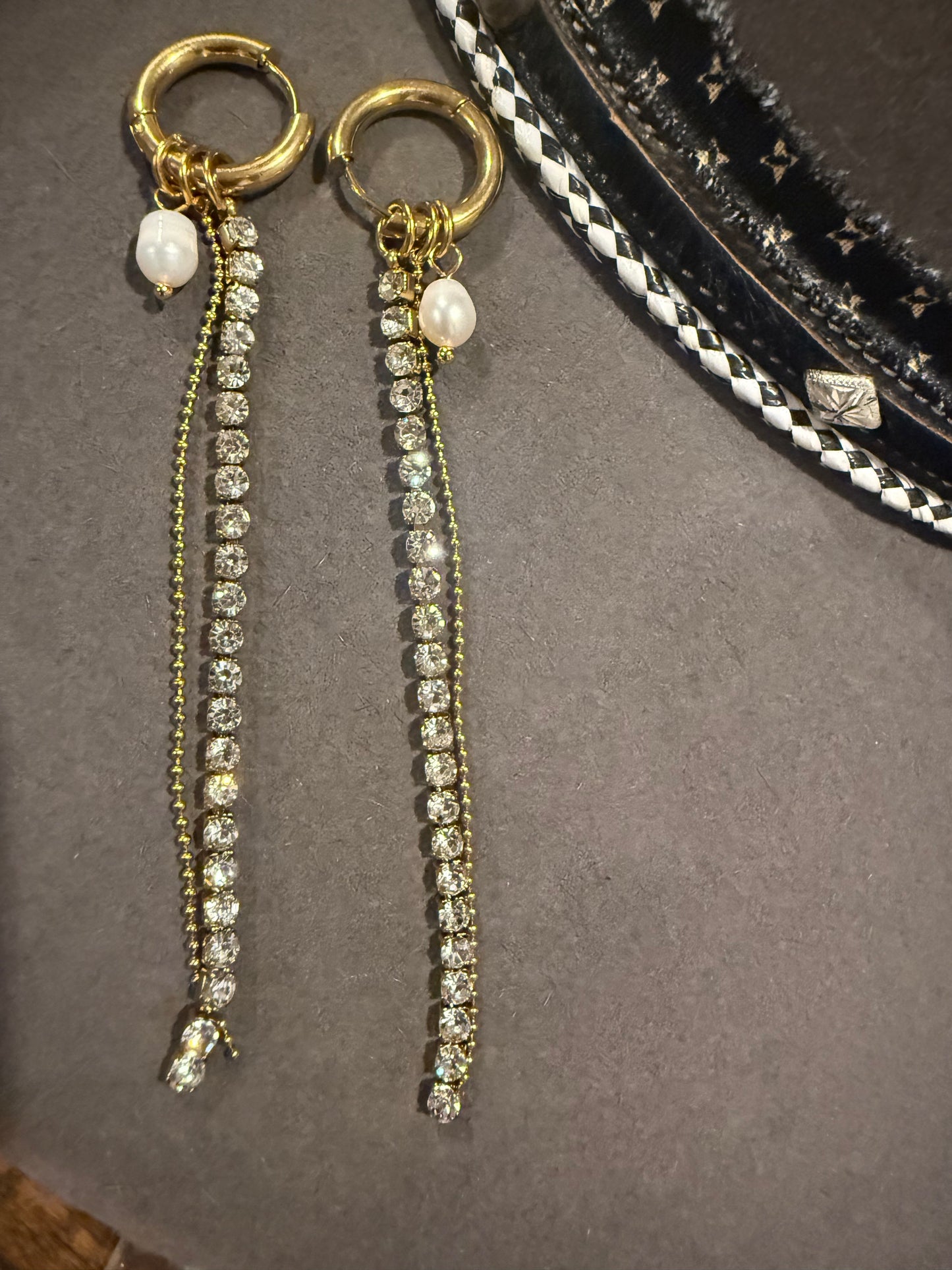 Luna Earrings