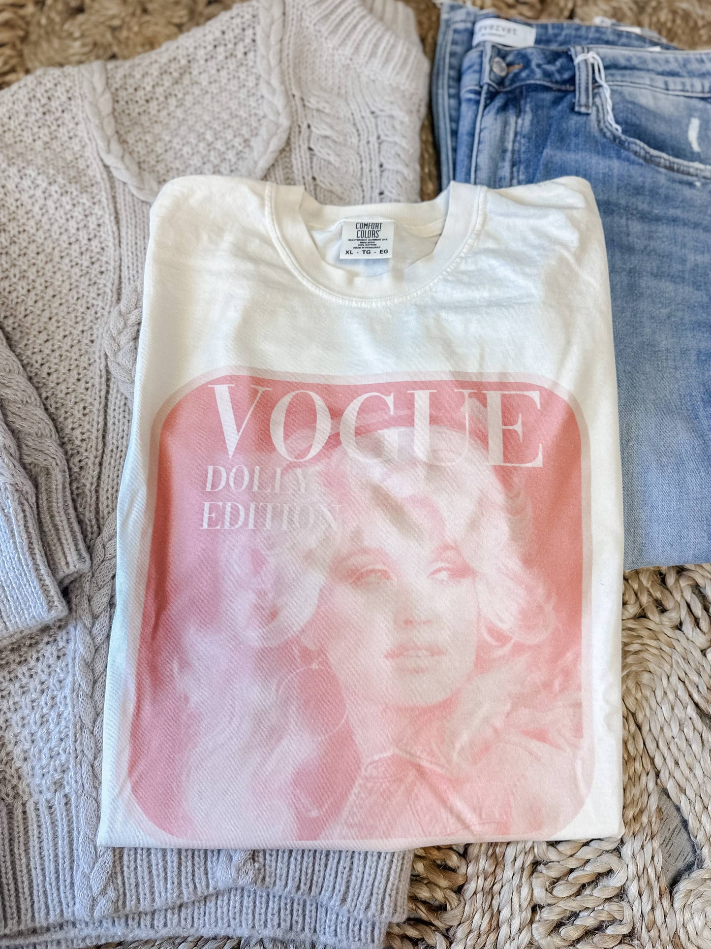 Dolly Comfort Colors Graphic T-shirt