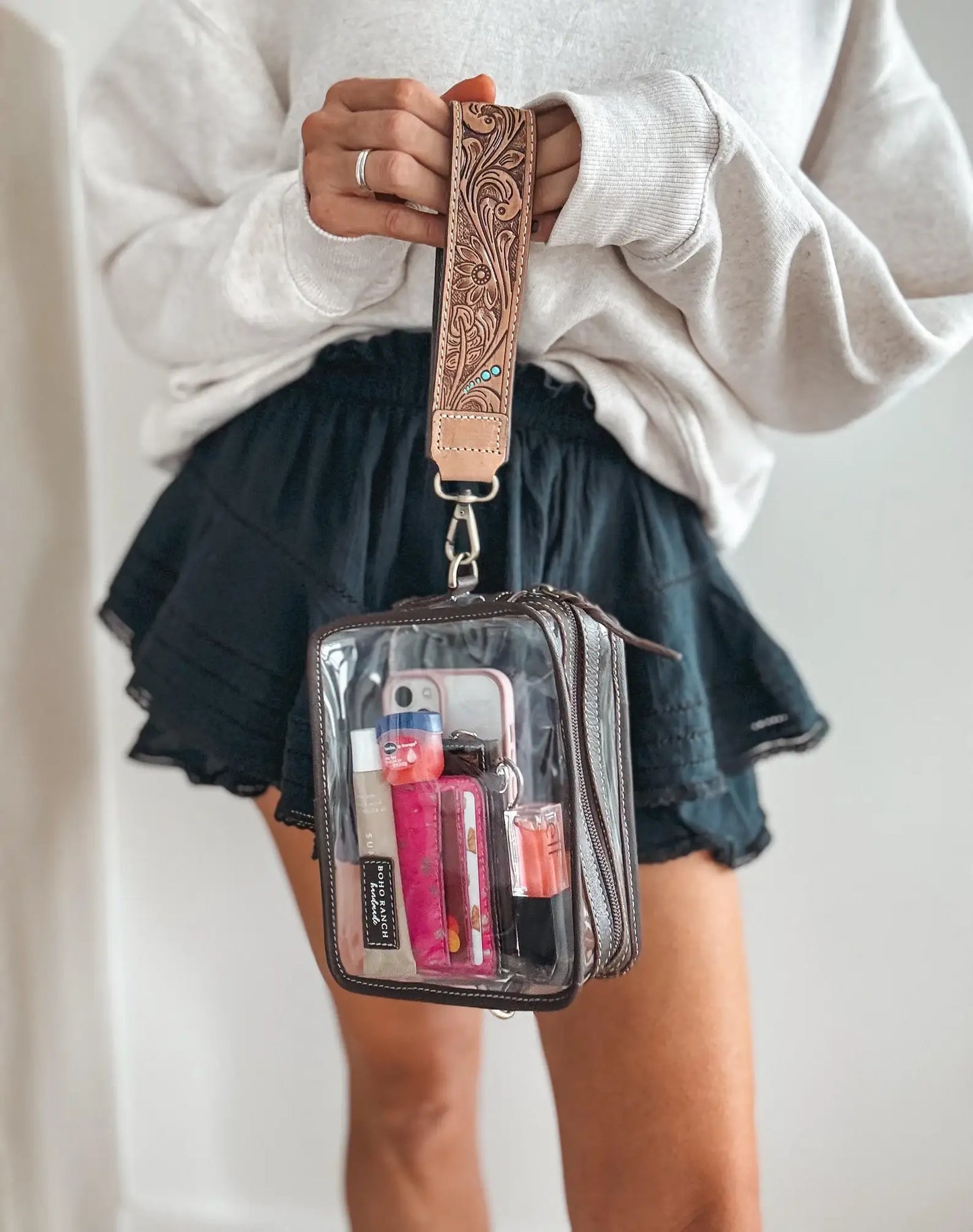 DARLA CLEAR WRISTLET | hand tooled strap - western purse